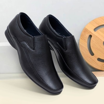 Groofer Groofer Stylish Black slip-on Forma Shoes For Men's Slip On For Men(Black)
