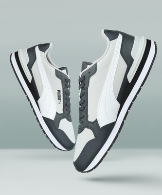 PUMA ST Runner v4 L Res Sneakers For Men(Grey , 8)