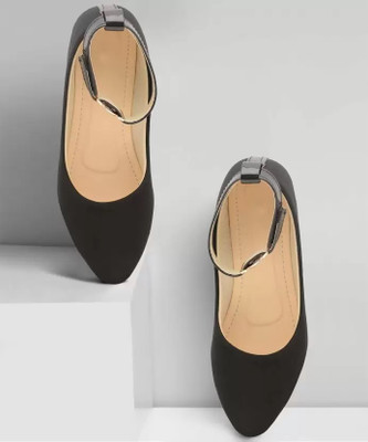 Saba Collection Women Casual(Black , 5)