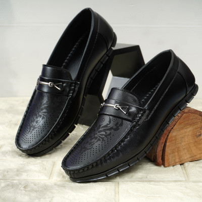 T-ROCK Stylish Shoes for Every Occasion Loafers For Men(Black , 10)