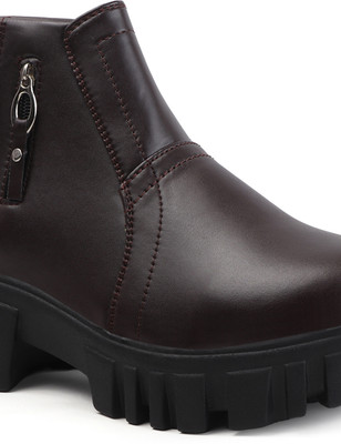 Roadster Boots For Women(Brown , 6)