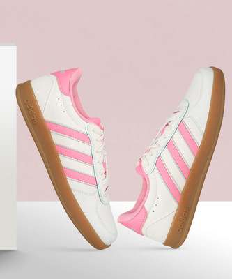 ADIDAS BREAKNET SLEEK IKD Sneakers For Women(White , 7)