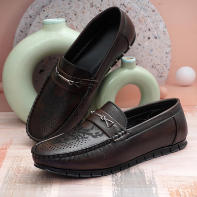 T-ROCK Stylish Shoes for Every Occasion Loafers For Men(Brown , 7)