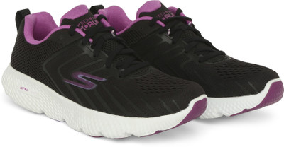 Skechers GO RUN POWER - FLEETZ Running Shoes For Women(Black , 2)