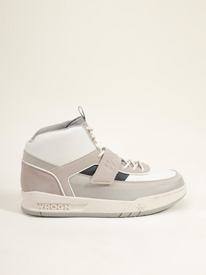 WROGN Sneakers For Men(White , 8)