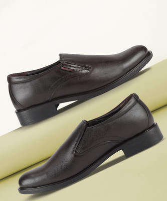 RED CHIEF RC3502 003 Slip On For Men(Brown , 6)