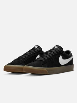 NIKE SB Zoom Blazer Low Pro GT Sneakers For Men(Black , 7)