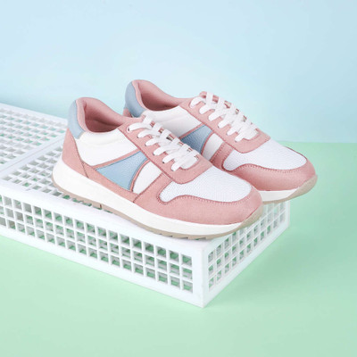 METRO 31-560 Sneakers For Women(White , 6)