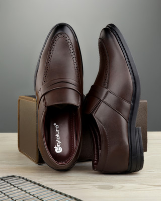 Stylelure Formal Brogue shoes for men |Refined Round-Toe Shaped |Lightweight & Comfortable Mocassin For Men(Brown , 7)