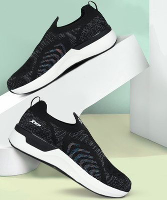 Xtep Xtep Flyknit Slip-On Running Shoes for Men Running Shoes For Men(Black , 10)