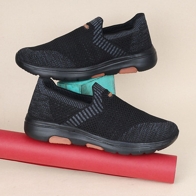 Aqualite Men with comfort insole Outdoors Outdoors For Men(Black , 7)
