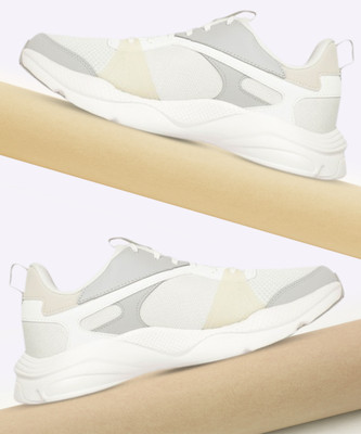 REEBOK BILLINGTON VEA M Walking Shoes For Men(Off White , 8)
