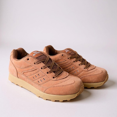 BETWON Hiking & Trekking Shoes For Men(Brown , 6)