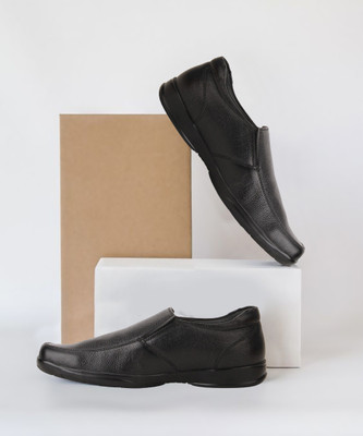 RED CHIEF RC3500 001 Slip On For Men(Black , 7)