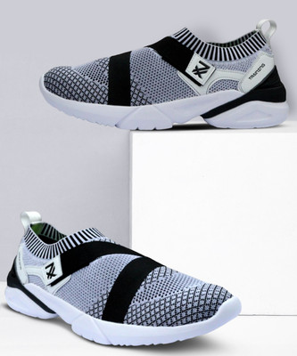 LIBERTY LEAP7X BRISK-03E Running Shoes For Men(White , 6)