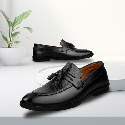 YUVRATO BAXI Men's New Stylish Casual Party Wear Loafers And Moccasion Shoes Party Wear For Men(Black , 9)