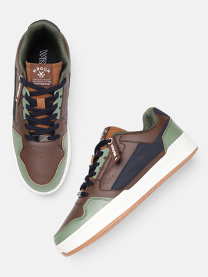 WROGN Sneakers For Men(Multicolor , 7)