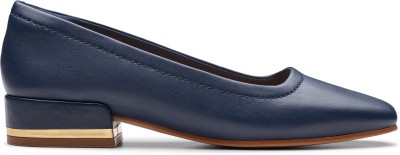 CLARKS Clarks Seren30 Court Navy Leather Derby For Women(Navy , 7)