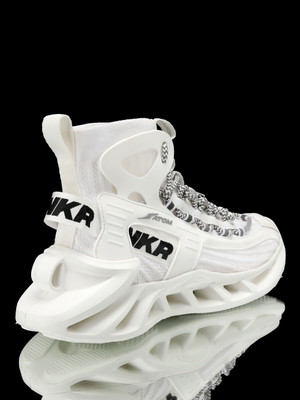 ATOM Alphabounce Sneakers For Men(White , 7)