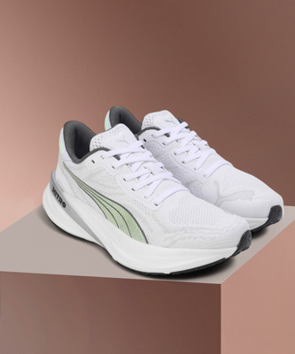 PUMA Magnify NITRO 2 Wns Running Shoes For Men(White , 4)