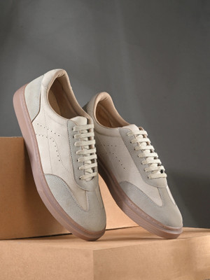 Roadster Casual Shoes Sneakers For Men(Grey , 8)