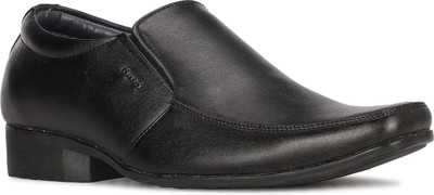 Bata Bata Casual Shoes for Men Black | Lightweight Everyday Comfort | Durable Sole Casuals For Men(Black , 8)