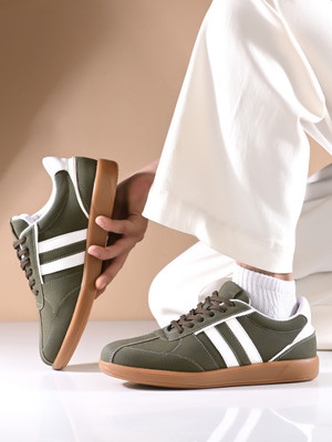 Afrojack Sneakers For Men(Green , 10)