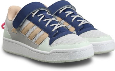 ADIDAS Heather Low Tennis Shoes For Men(Multicolor)