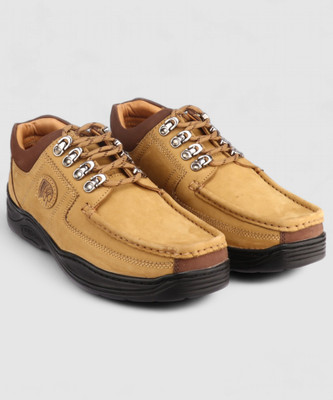 RED CHIEF Casuals For Men(Brown , 9)