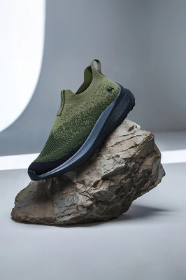 Neemans Blend Knit Slip On Sneakers For Men(Olive , 9)