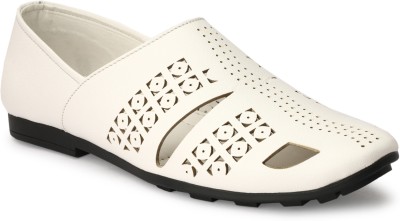 aRICS Mojaris For Men(White , 9)