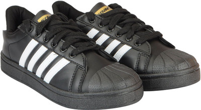 Sparx Stylish and Comfirtable Shoes For Mens Sneakers For Men(Black ,)