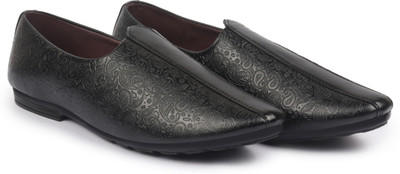 FAUSTO Textured Floral Prints Slip On Ethnic Juttis and Mojaris For Men(Black , 9)