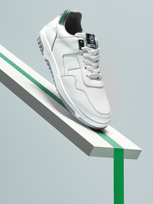 HRX by Hrithik Roshan Premium Comfort Sneakers for Men | Daily Wear Lace-Up Shoes Sneakers For Men(White , 9)