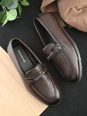 PROVOGUE Slip On For Men(Brown , 7)