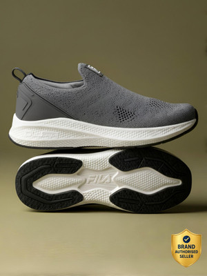 FILA CLARO Sneakers For Men(Grey , 7)