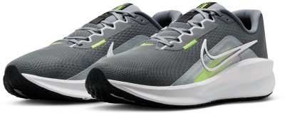 NIKE Downshifter 13 Running Shoes For Men(Black)