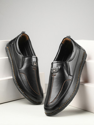 HERE&NOW Slip On For Men(Black , 7)