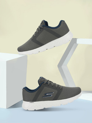Skechers GO RUN 400 Running Shoes For Men(Grey , 9)