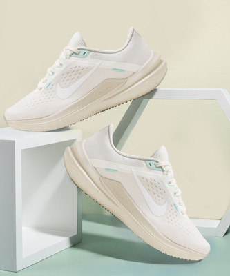 NIKE Air Winflo 10 Running Shoes For Women(White , 4)