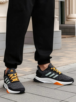 ADIDAS RUN STEADY M Running Shoes For Men(Grey , 8)