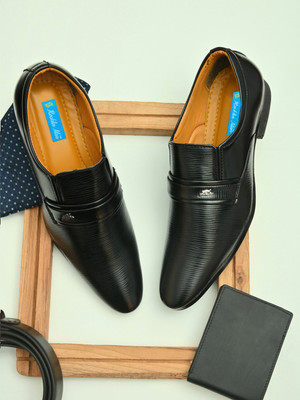 Rocklin Men Slip On For Men(Black , 8)