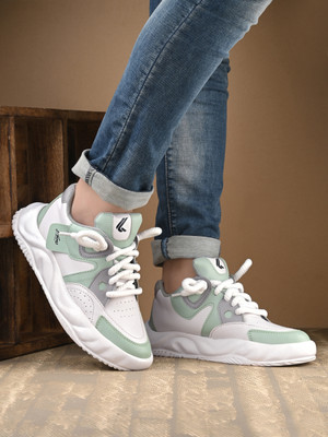 Knoos Sneakers For Men(Green , 7)