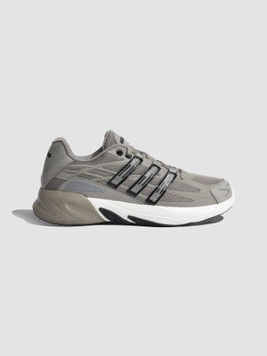 ADIDAS HUSTLERR SNEAKER M Running Shoes For Men(Beige , 8)
