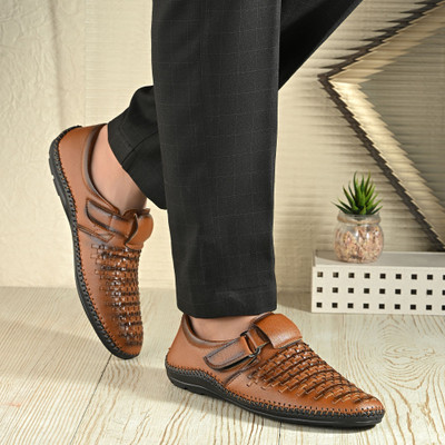 Alvery Slip On For Men(Tan , 6)