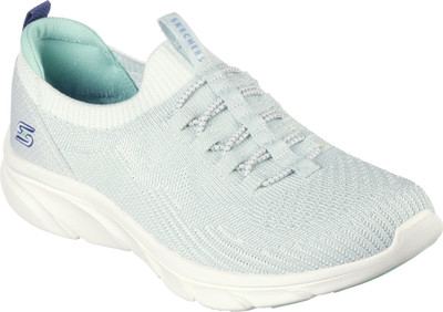 Skechers D'Lux Comfort - Bonus Prize Slip On Sneakers For Women(Green , 3)