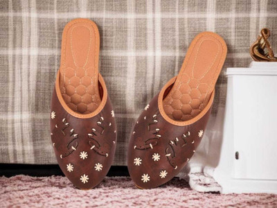 NOFOSHO Traditional Handcrafted Embellishments Lightweight Bellies For Women(Brown , 8)