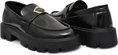house of common Trending Fashinable Luxary Outdoor Casual Shoes For Mens Loafers For Men(Black , 8)