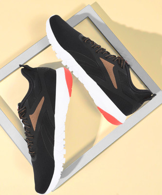 REEBOK FLEXAGON FORCE 4 Training & Gym Shoes For Men(Black , 6)