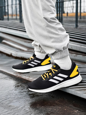 ADIDAS Harquin M Running Shoes For Men(Black , 8)